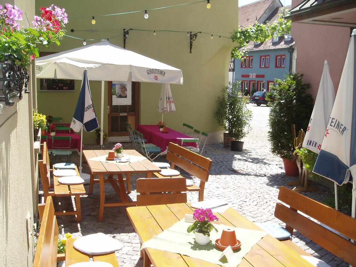 Gasthof & Hotel Goldene Krone Iphofen Bagian luar foto